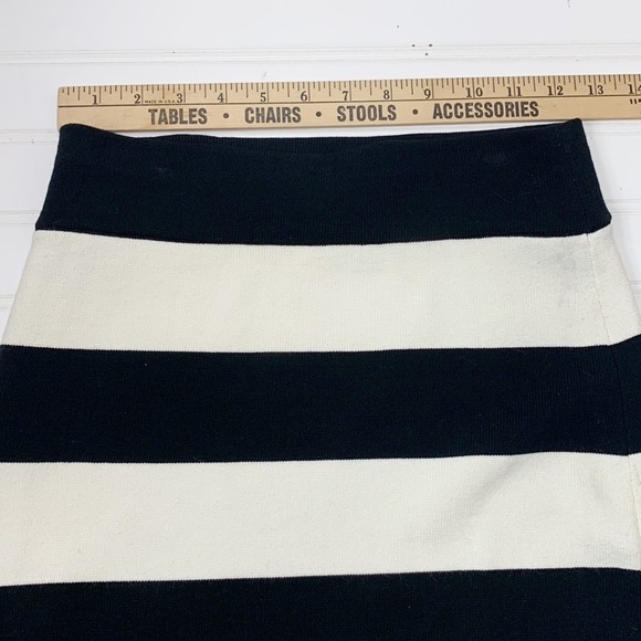 Theory Prosecco Striped  Knit Mini - Picture 4 of 11